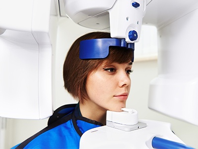 Woman receiving 3D CT scan