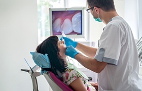 Patient in New Bedford getting a gum disease screening