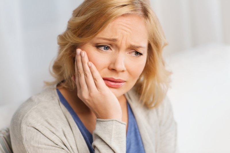 Woman with toothache